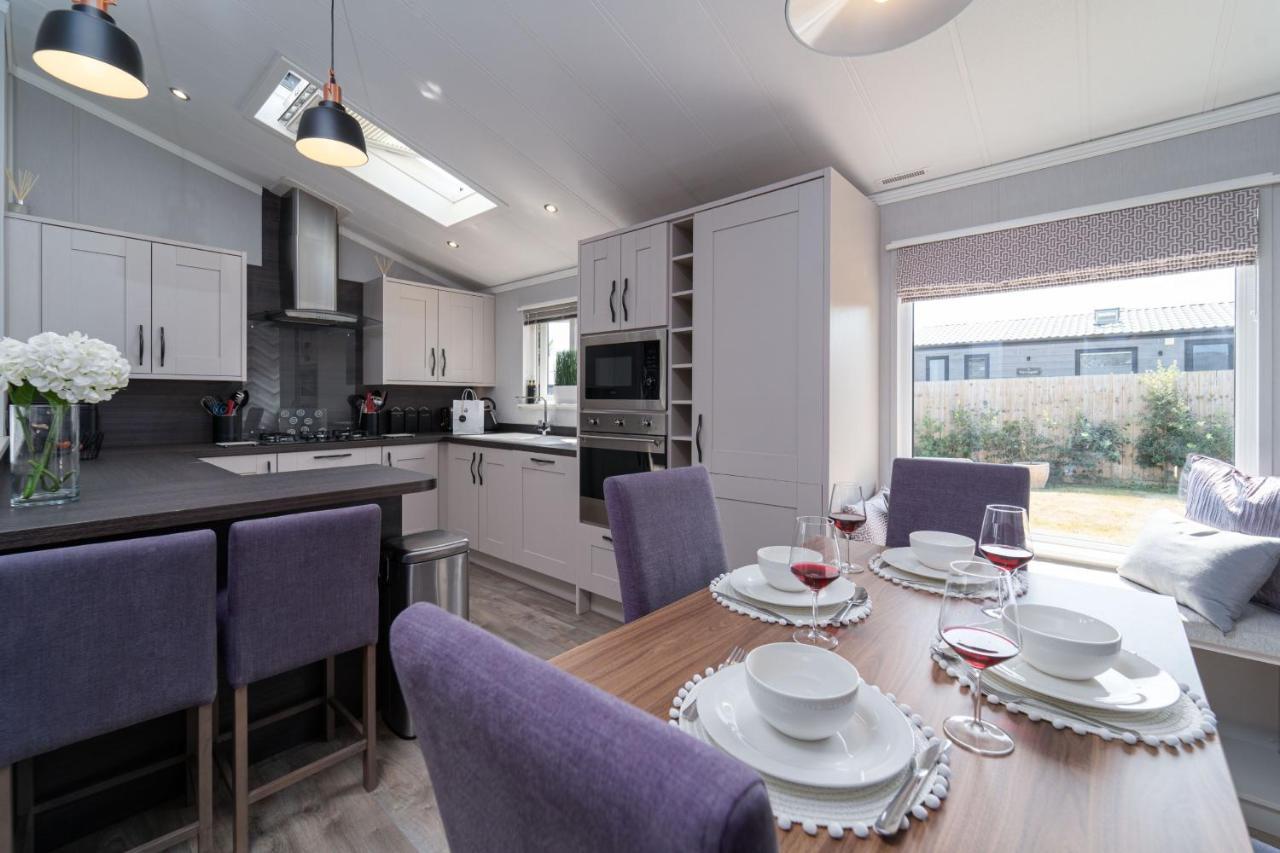 Number Four - Piran View Villa Padstow Bagian luar foto